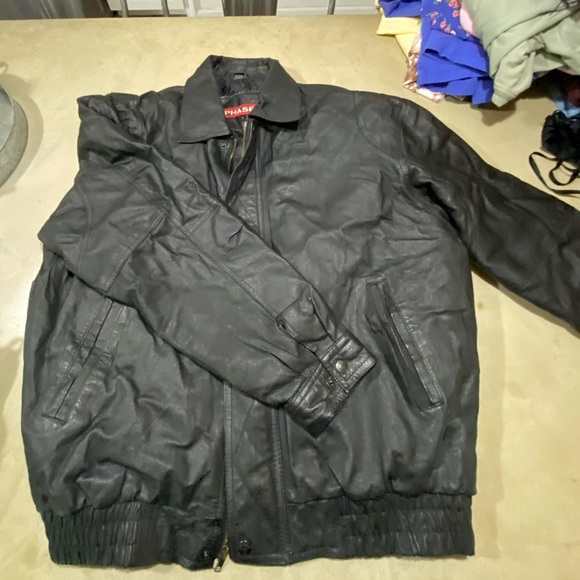 leather jacket - Picture 1 of 2